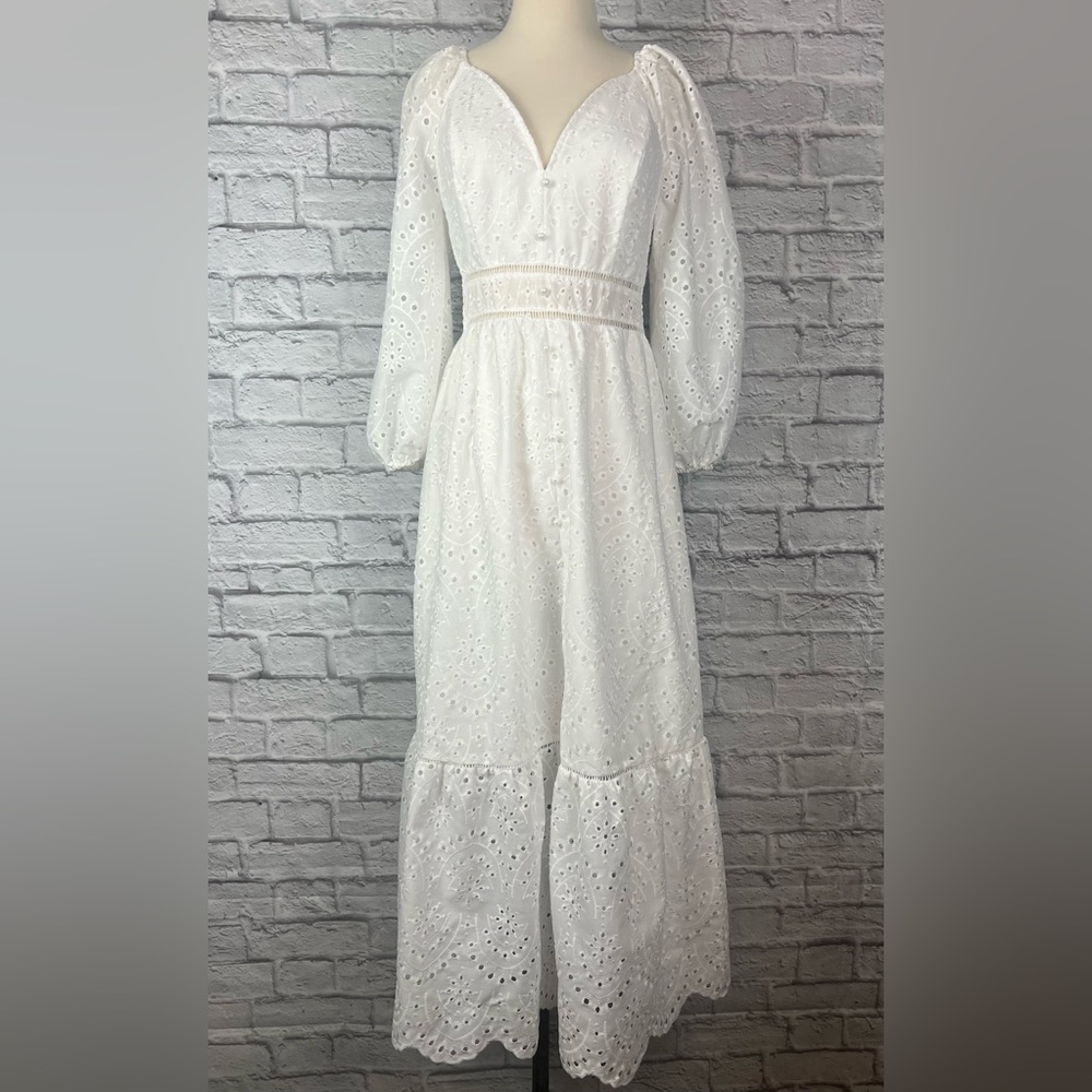 Simplee Elegant White Eyelet Summer Dress Size Medium